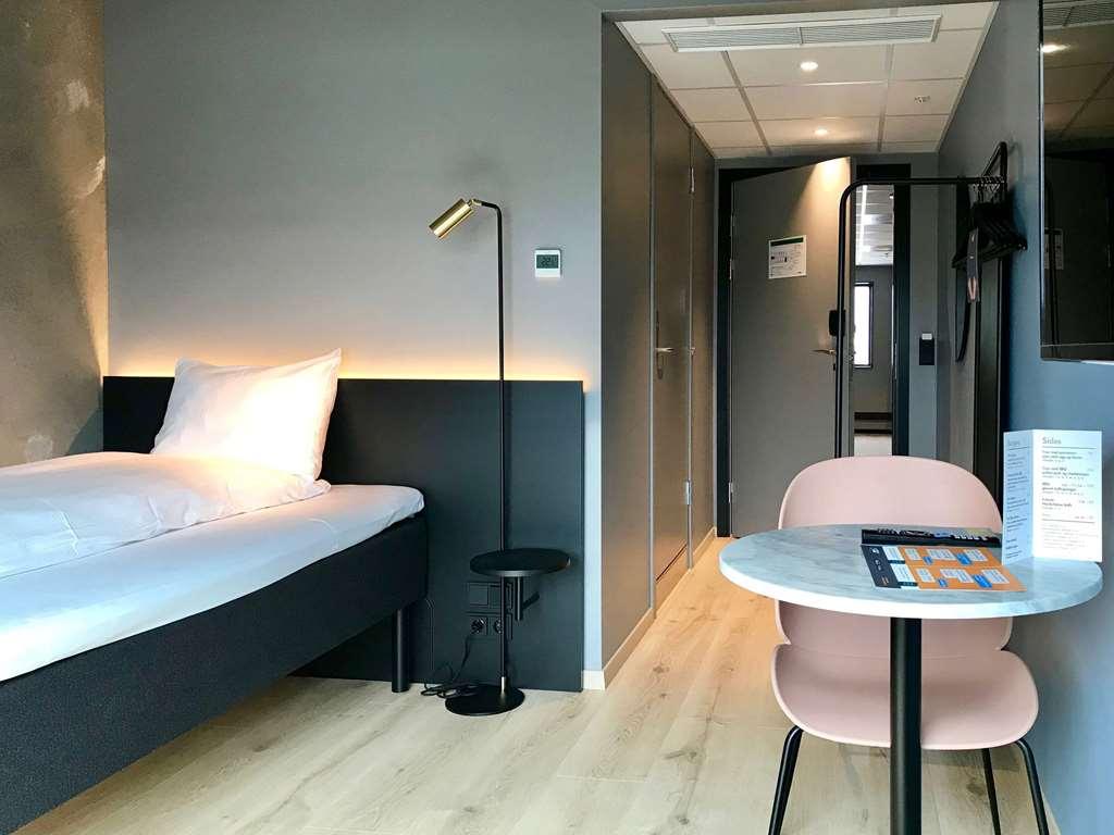 Comfort Hotel 波什格伦 客房 照片